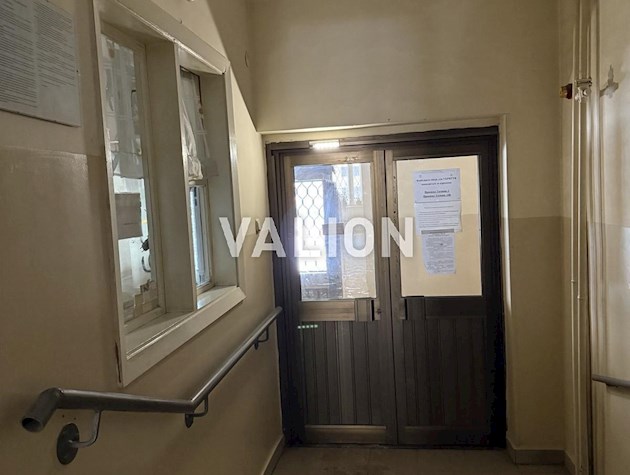 Березняки, 3-комнатная квартира возле Днепра, проспект Павла Тычины 10