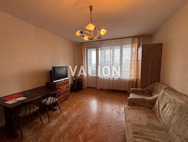 Продам 2 кімн. квартиру в Центрі, вул. Обсерваторна, 12а