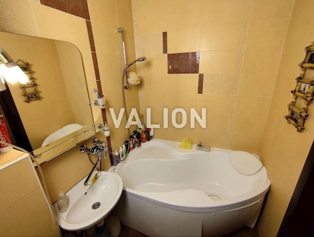 Продажа 2ком.квартиры, ул.Здановской Юлии 60/5, Лико-Грал 2.