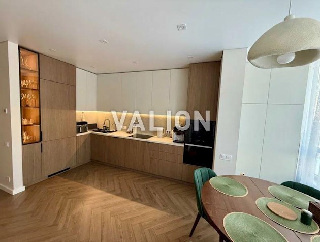 Продаж 3- к квартири вул. Каховська 62а