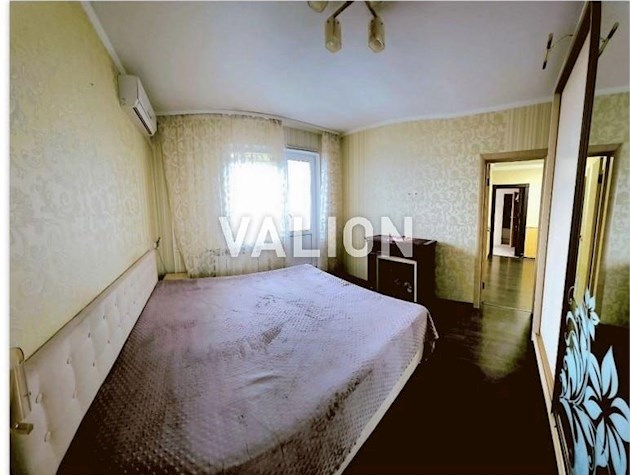 Продажа 3к. квартиры, ул.Академика Заболотного 90 ,метро Теремки