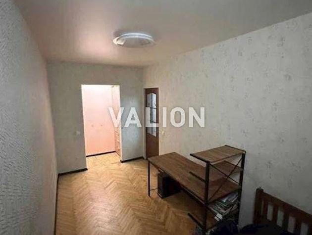 Продажа 3-к квартиры Дарницкая площадь, проспект Соборности16