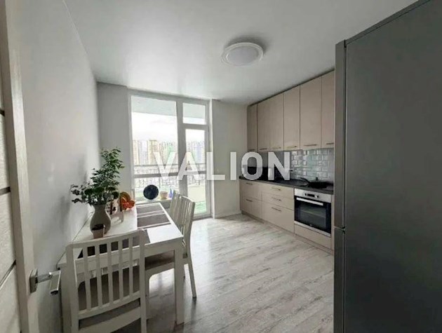 Продаж 2-к квартири вул. Каховська 62