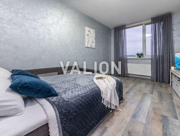 Продажа 1-квартиры просп. Европейского Союза 41д