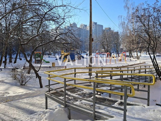 Продажа без комиссии 1-комнатной квартиры ул. Чернобыльская 24/26, Святошинский р-н, метро Академгородок