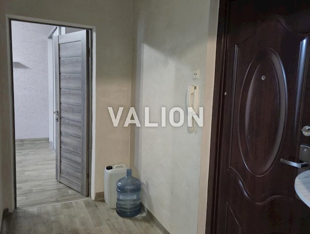 Продається 2-х кімнатна квартира, Деснянському районі, проспект Червоної Калини 22