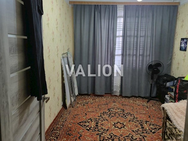 Продається 2-х кімнатна квартира, Деснянському районі, проспект Червоної Калини 22