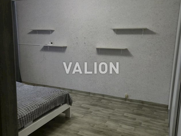 Продається 2-х кімнатна квартира, Деснянському районі, проспект Червоної Калини 22