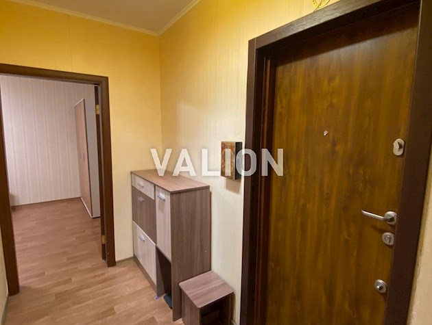 Без %.Продам 1 комнатную квартиру ул. Чавдар, 28