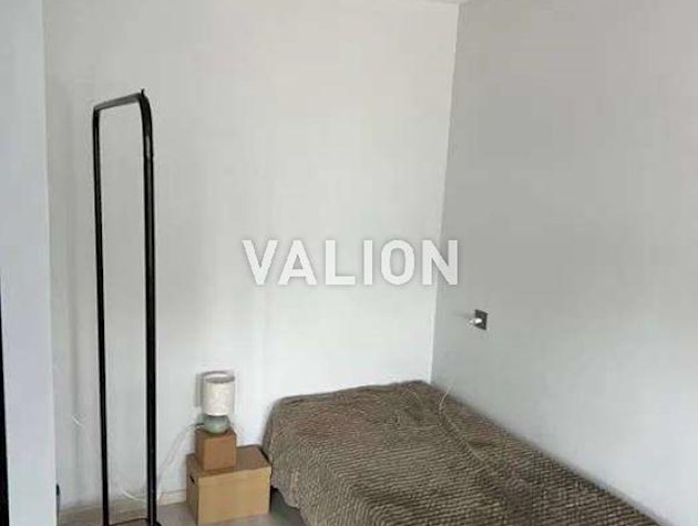 Продаж 1-к квартири вул. Рибальська 3