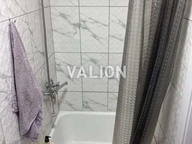 Продаж 1-к квартири вул. Рибальська 3