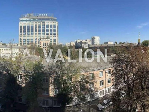 Продаж 1-к квартири вул. Рибальська 3