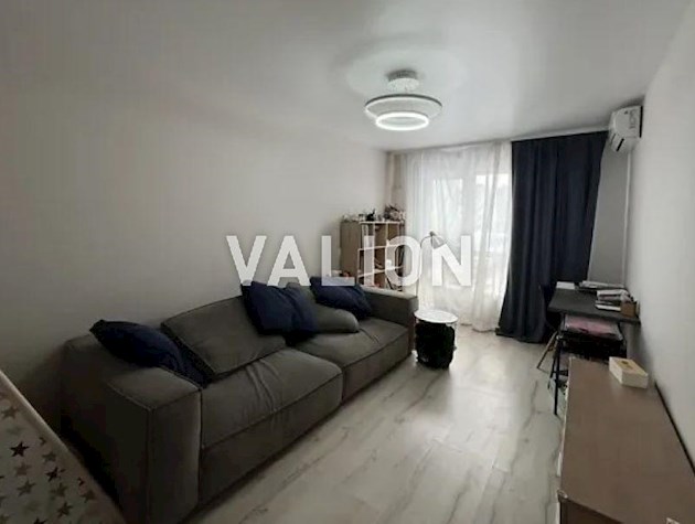 Продажа 2-к квартиры ул. Стеценко 75а