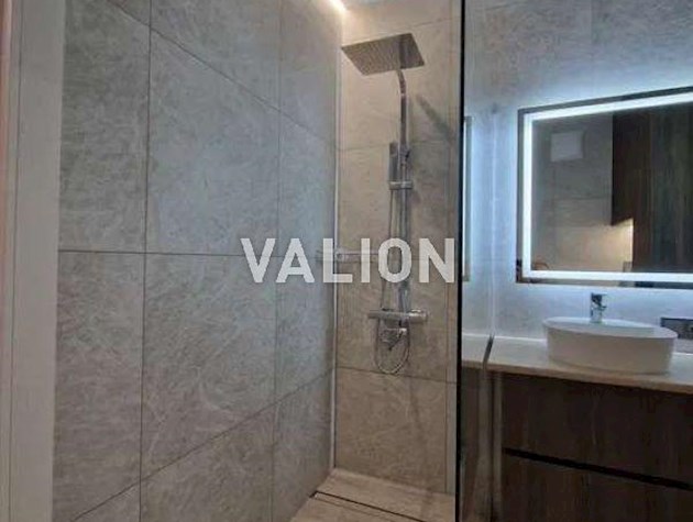 Продажа 1-к квартира ул. Александра Олеся 5а