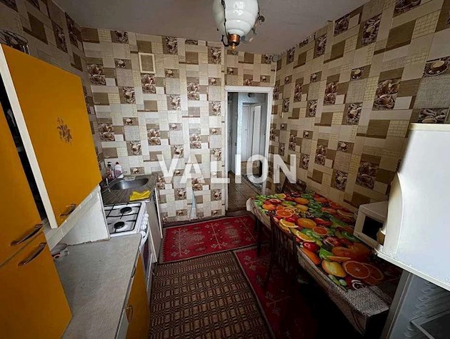 Продаж 3-к квартири просп. Відрадний 38