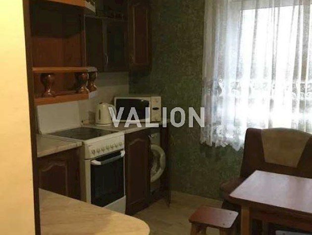 Продам 1-к квартиру на Троещенные ул. Милославская 47а.