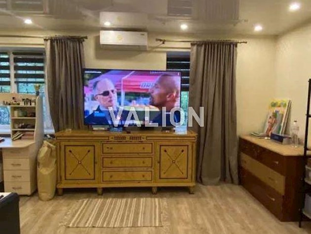 Продажа 1-комнатной квартиры ул Ольжича 5