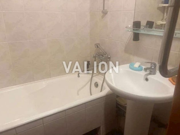 Продажа 3-к квартиры ул. Озерная 4