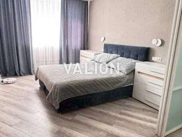 Продаж 1-к квартири вул. Драгоманова 10