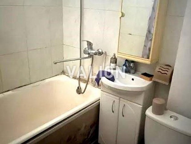 Продаж 1 кімнатної квартири, проспект Павла Тичини 5А, 35 м2 озеро Тельбін, та Дніпровська набережна.