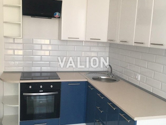 Продаж 1-к квартири в ЖК Метрополія, Кам’янська 128, метро Вирлиця