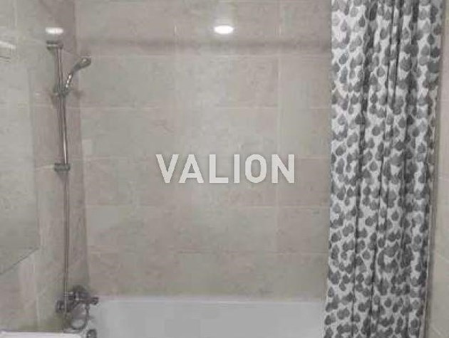 Продаж 1-к квартири вул. Радистов 30