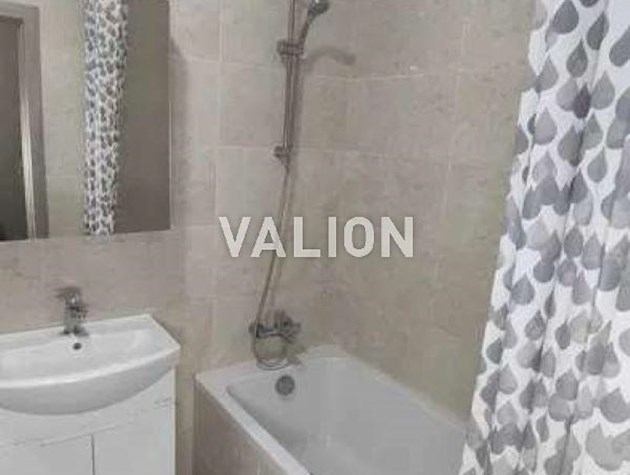 Продаж 1-к квартири вул. Радистов 30