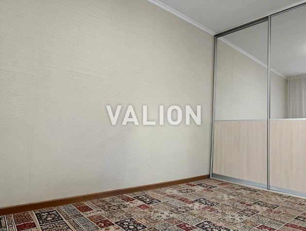 Продается 1 комнатная квартира 27 кв. г., ул. Армянская 29.