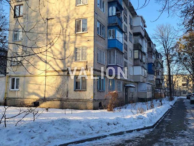 Продаж 2-кімнатної квартири 46м2 Івана Виговського 12А