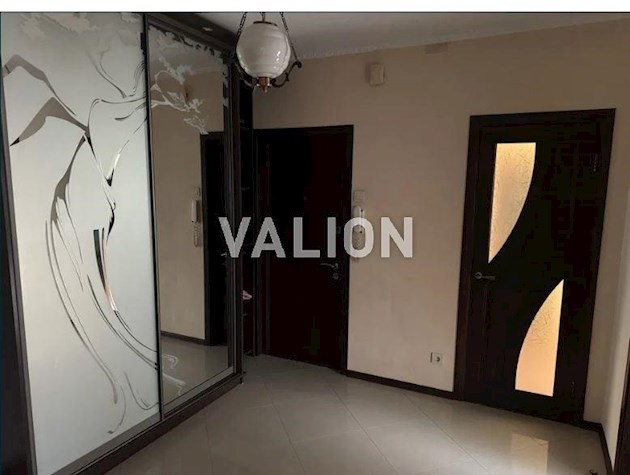 Продается 3-х комнатная квартира, Деснянский район, ул.Бальзака Оноре 98/29