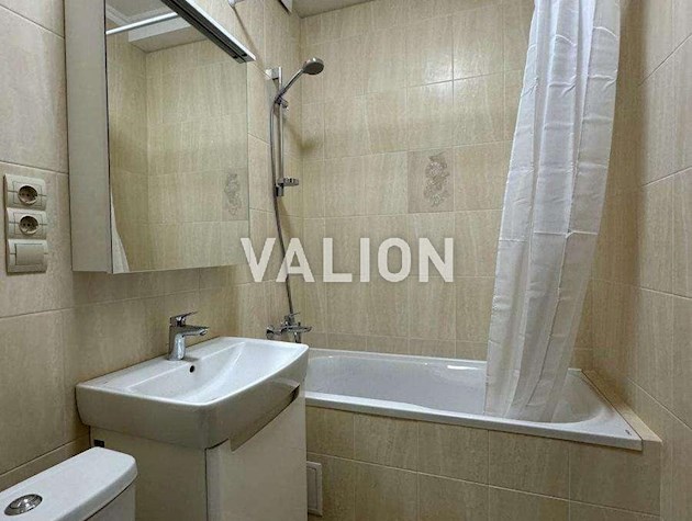 Продам 2-комнатную квартиру в ЖК «Британский квартал» ул. Дмитрия Луценко, 6, Голосеевский район