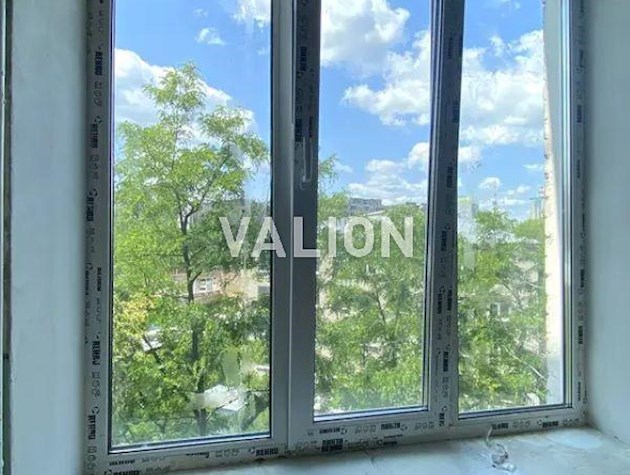 Продаж 1-к квартири вул. Татарска 2а