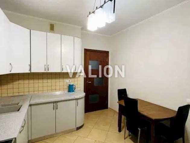 Продаж 2-к квартири вул. Петра Калнишевського 7