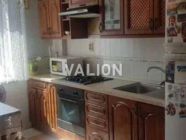 Продаж 3-к квартири вул. Княжий затон 12