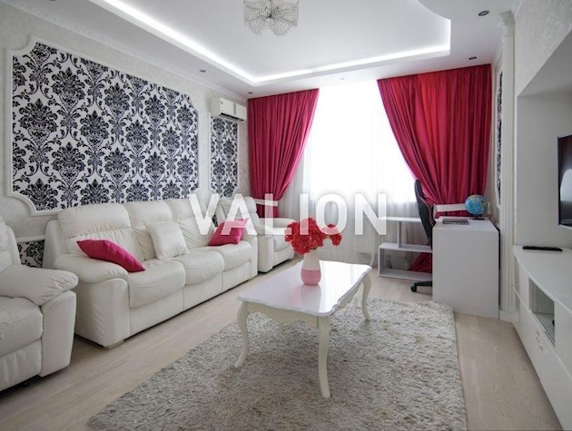 Продажа 3-к двухэтажная квартира, ул. Саперно-Слободская, 24