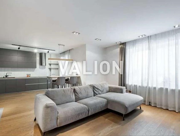 Продаж 1-к квартири вул. Воскресенська 16