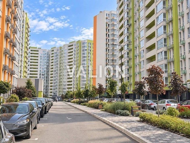 Продам 3-кімнатну дворівневу квартиру на ул. Бердника Олеся 1, в ЖК Нивки Парк