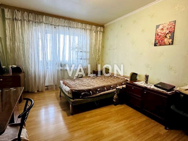 Продажа 3-к квартиры просп. Червоной Калины 71