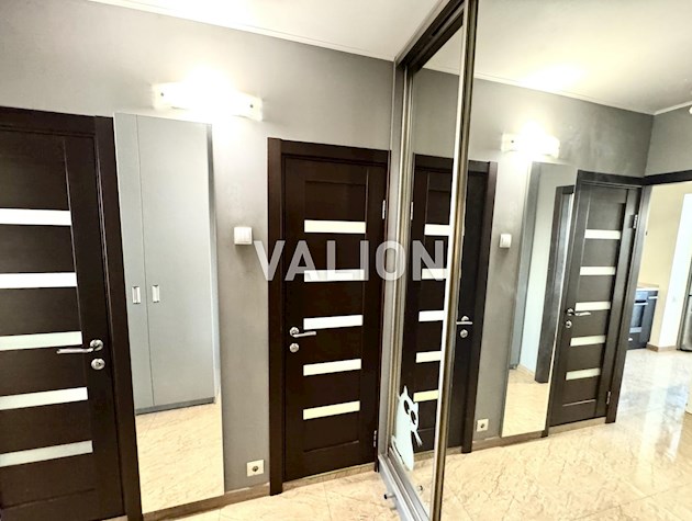 Продам 2к квартиру ул. Хорольская 1, Старая Дарница ДВРЗ Дарницкий вокзал Дарницкая(Ленинградская) площадь, метро Черниговская Дарница Левобережная