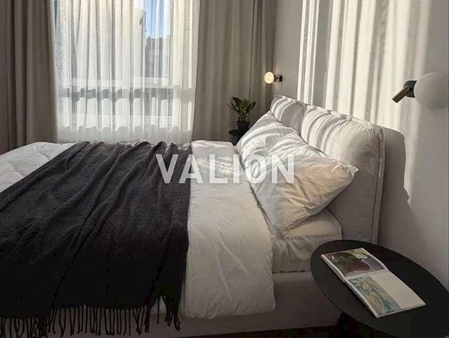 Продажа 1-к квартиры бульв. Фаддея Рыльского 1