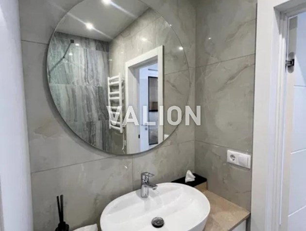 Продажа 2-комнатной квартиры с ремонтом в ЖК «Галактика»