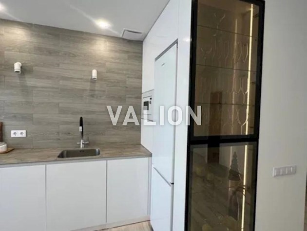 Продажа 2-комнатной квартиры с ремонтом в ЖК «Галактика»