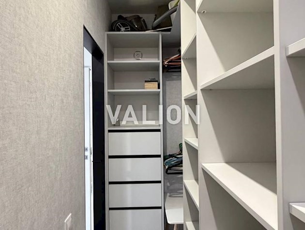 Продажа 2-комнатной квартиры с ремонтом в ЖК «Галактика»