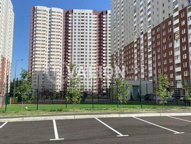 Продаж 3-к квартири пров. Балтійський 3а