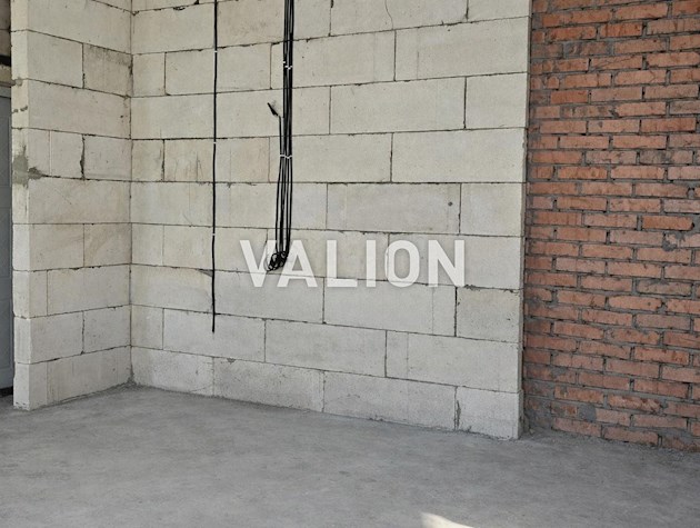 Продается 2-комнатная квартира 40 кв. м, ул. Чехова, 15, Бортничи