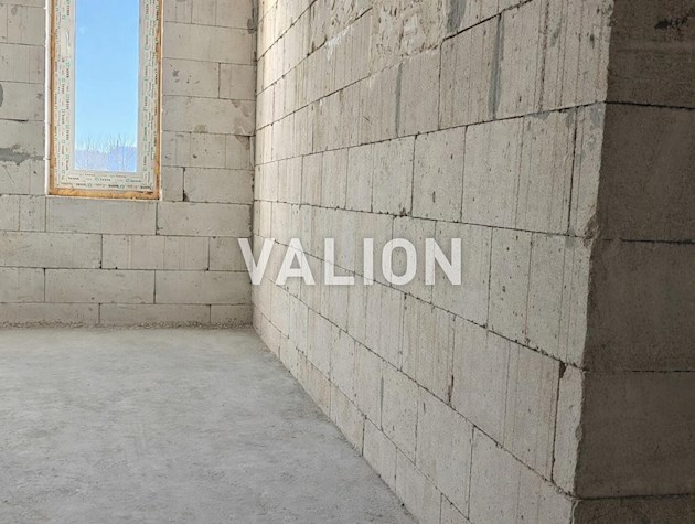 Продается 2-комнатная квартира 40 кв. м, ул. Чехова, 15, Бортничи