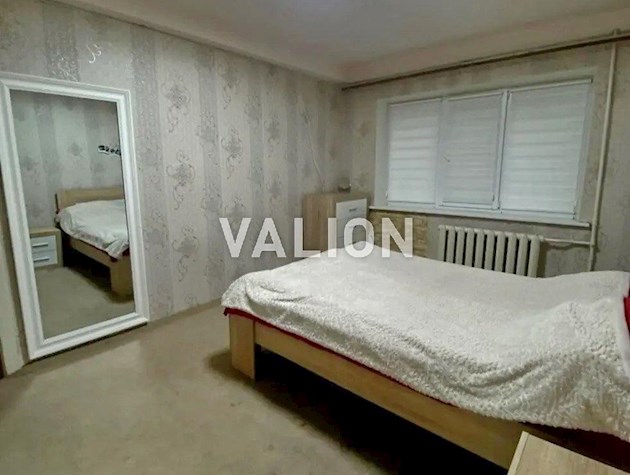 Продажа 2-х комн. квартиры по адресу Соломенская 19, Соломенский р-н.