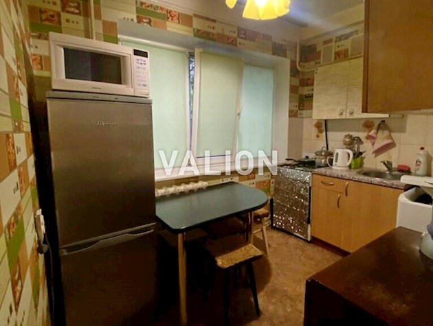 Продажа 2-х комн. квартиры по адресу Соломенская 19, Соломенский р-н.