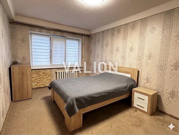 Продажа 2-х комн. квартиры по адресу Соломенская 19, Соломенский р-н.