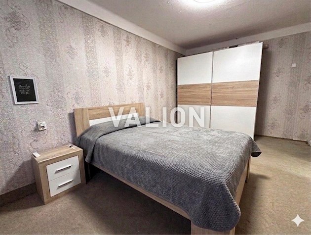 Продажа 2-х комн. квартиры по адресу Соломенская 19, Соломенский р-н.